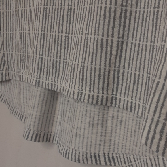 Athleta High Low Hem Striped Muscle Tank - Picture 7 of 8